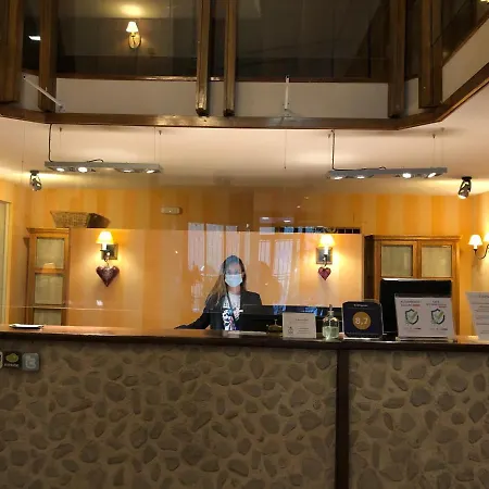 Hotel Edelweiss 3*