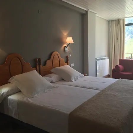 Edelweiss Hotel 3*