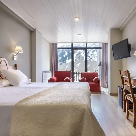 Отель Edelweiss 3*